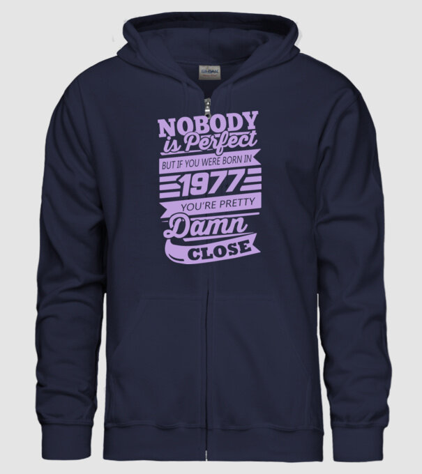 Nobody 1977 model albastru închis pe tricou