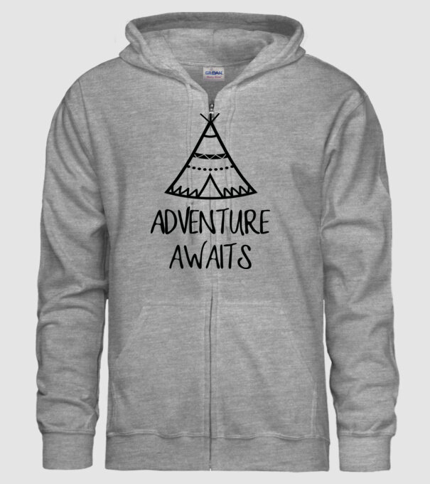 Advanture awaits model gri pe tricou