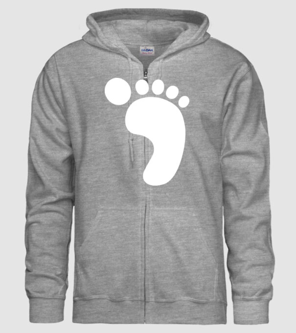 Picior model gri pe tricou