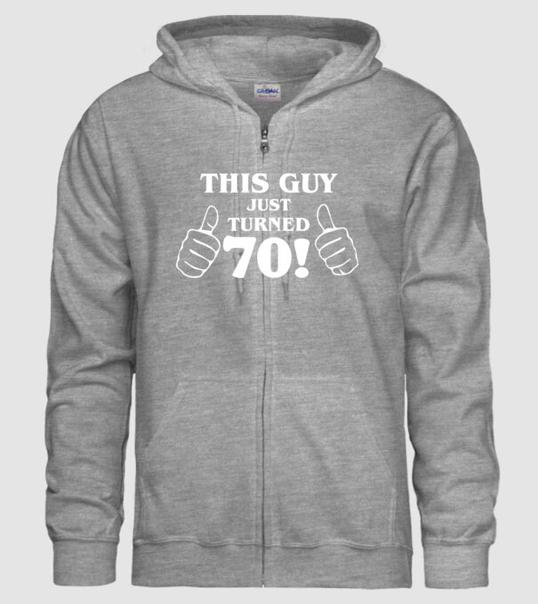 This guy just turned - 70 model gri pe tricou