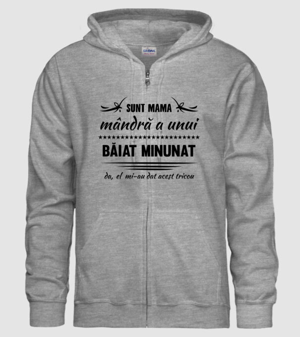 Sunt mama mândră a unui băiat minunat - da, el mi-a dat acest tricou model gri pe tricou