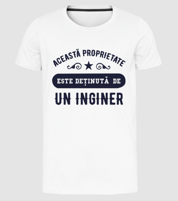 Această proprietate este deținută de un inginer model alb pe tricou