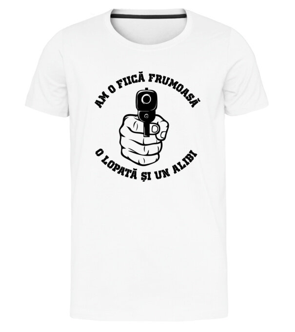  model  pe tricou