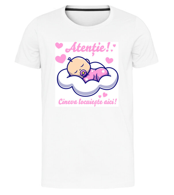  model  pe tricou