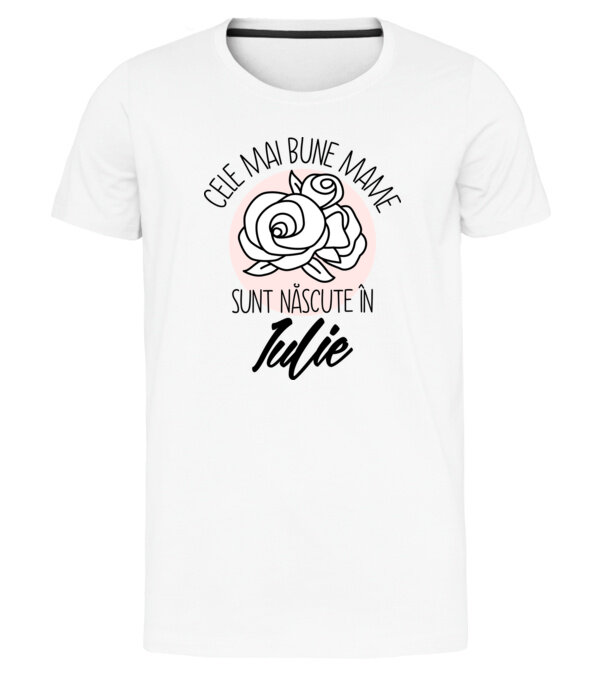  model  pe tricou