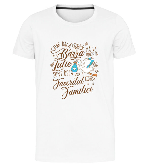  model  pe tricou