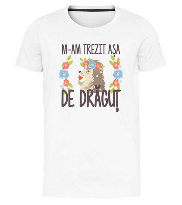  model  pe tricou