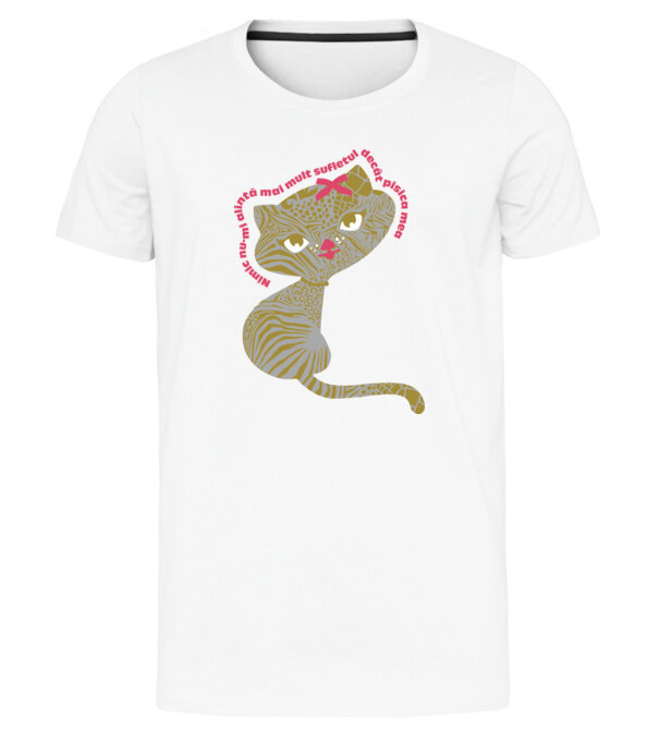  model  pe tricou