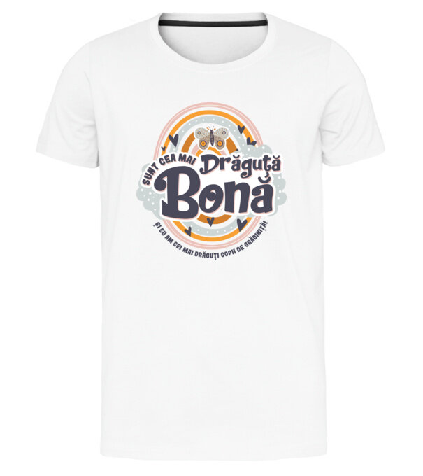  model  pe tricou