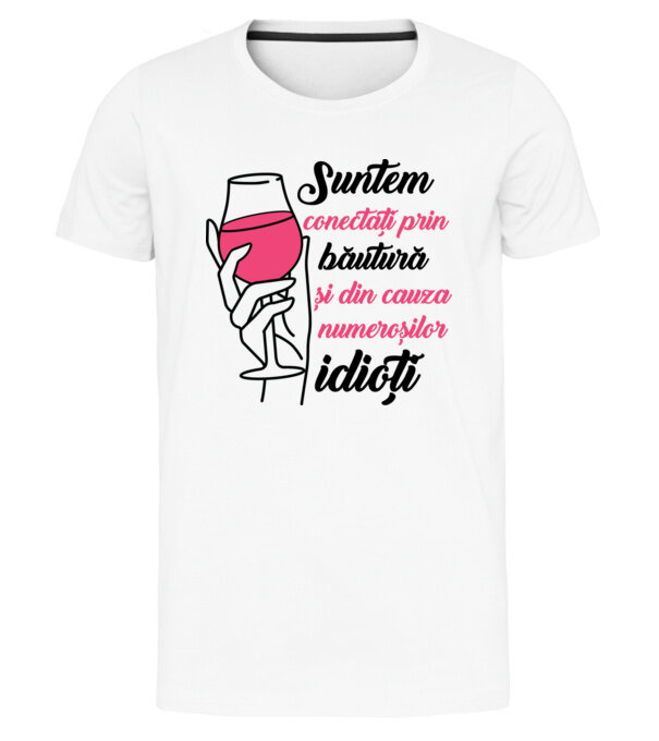  model  pe tricou
