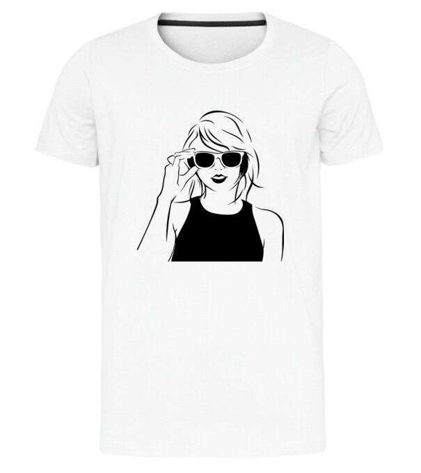  model  pe tricou