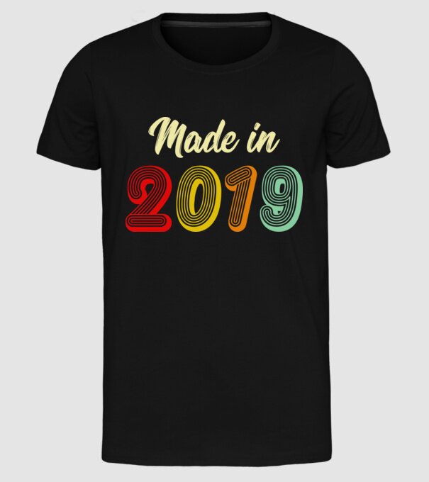 made in 2019 retro model negru pe tricou