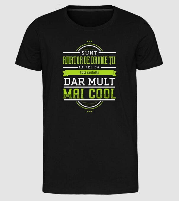 sunt un amator de drumeții, la fel ca toți ceilalți, dar mult mai cool model negru pe tricou