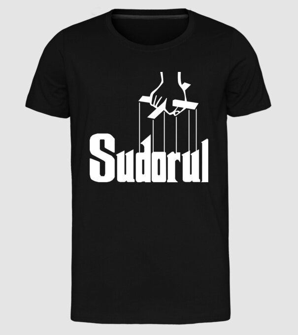 Sudorul model negru pe tricou