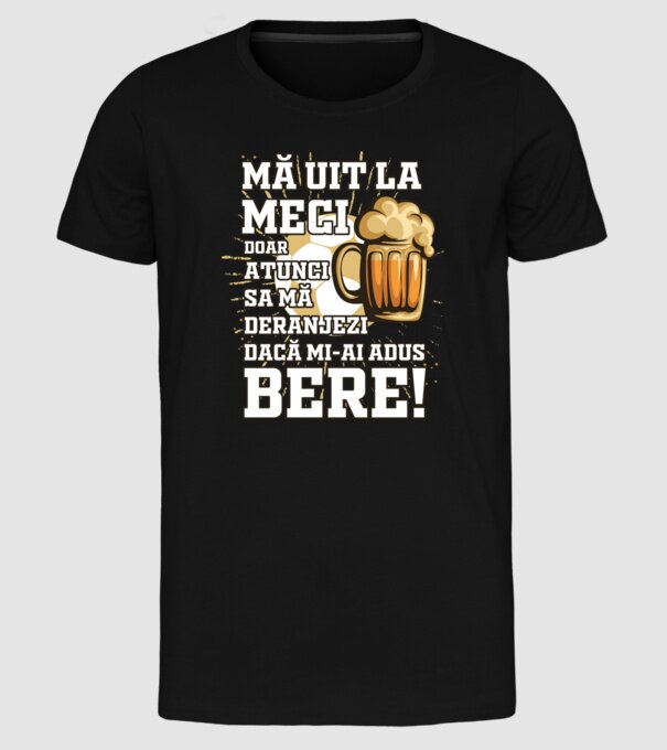 Mă uit la meci model negru pe tricou