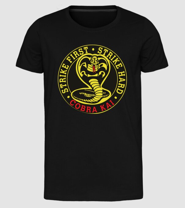 Strike first strike hard logo model negru pe tricou