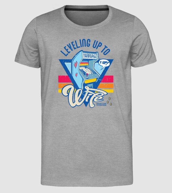 Retro gamer engaged level up to wife model gri pe tricou