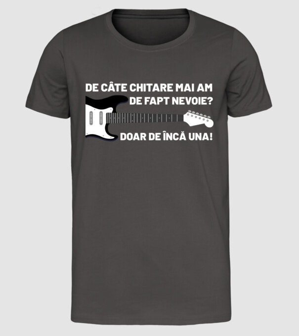 De câte chitare mai am de fapt nevoie? Doar de încă una model gri închis pe tricou
