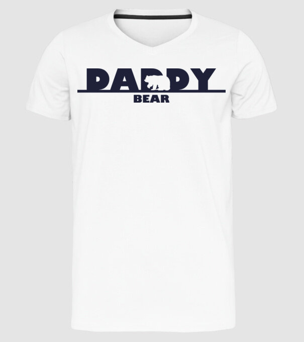 model alb pe tricou