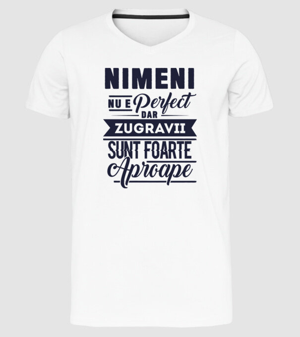Nimeni nu e perfect, dar zugravii sunt foarte aproape model alb pe tricou