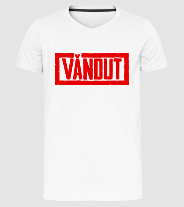 vândut model alb pe tricou