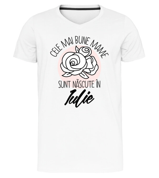  model  pe tricou