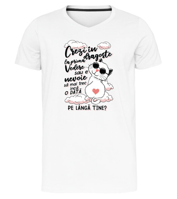  model  pe tricou
