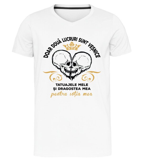  model  pe tricou