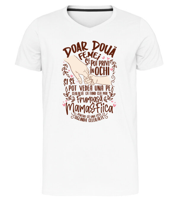  model  pe tricou