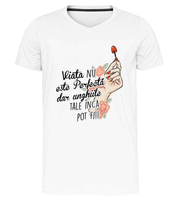 model  pe tricou