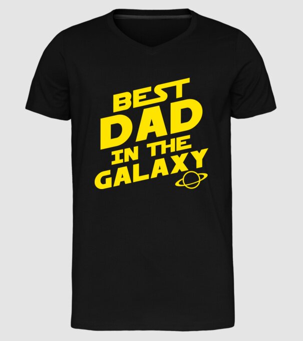 Best dad in the galaxy model negru pe tricou