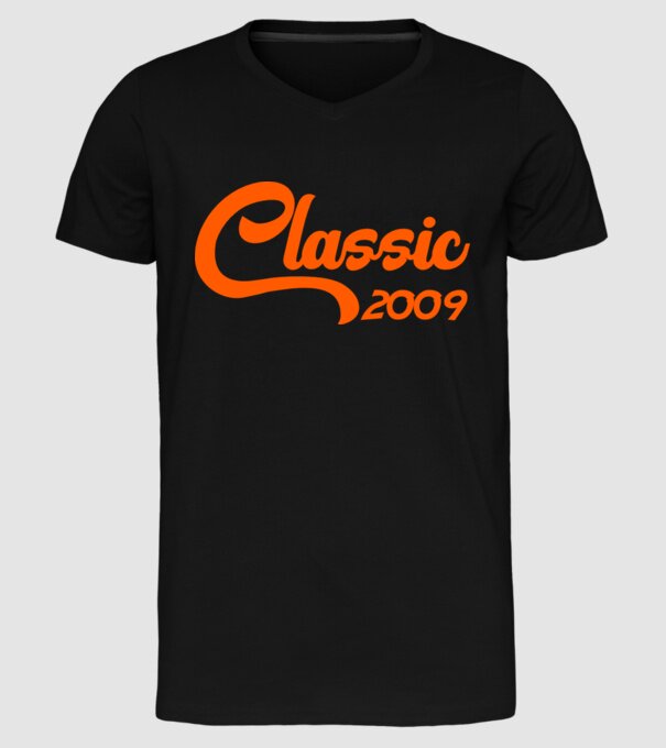 Classic 2009 model negru pe tricou