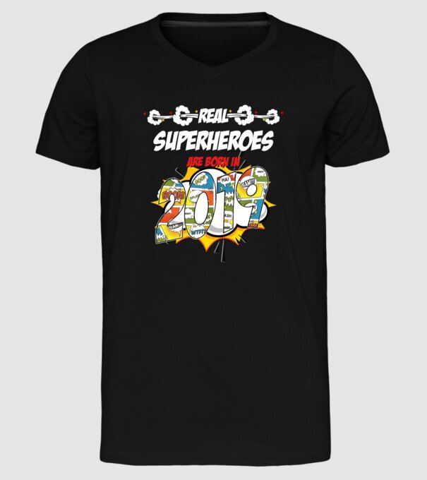 real superheroes are born in 2019 model negru pe tricou