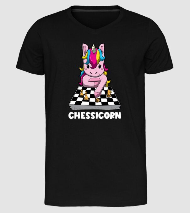 Chessicorn model negru pe tricou