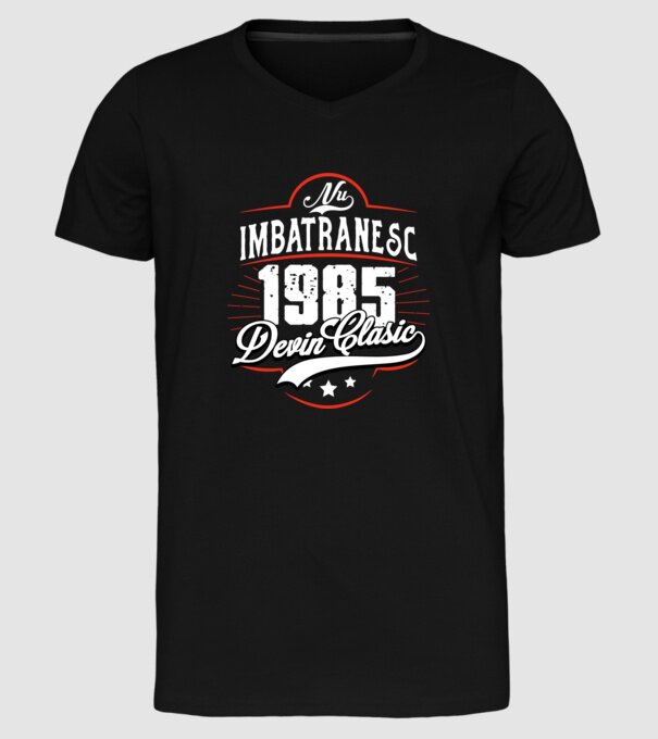 Devin Clasic - 1985 model negru pe tricou