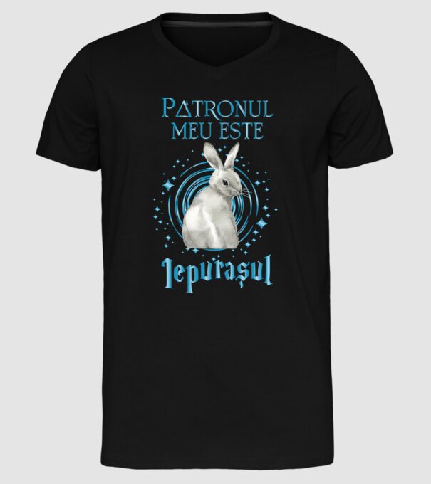 Patronul meu este IEPURAȘUL model negru pe tricou