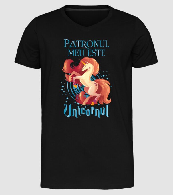 Patronul meu este UNICORNUL model negru pe tricou