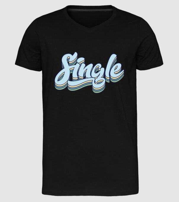 single model negru pe tricou