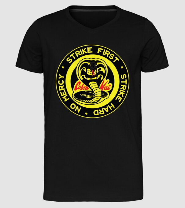 Strike first strike hard logo model negru pe tricou