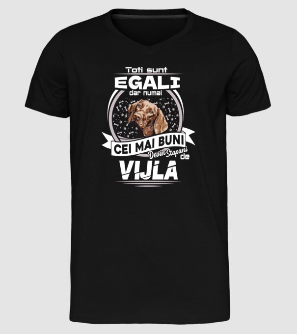 Toți sunt egali, dar numai cei mai buni devin stăpâni de vijla lght model negru pe tricou