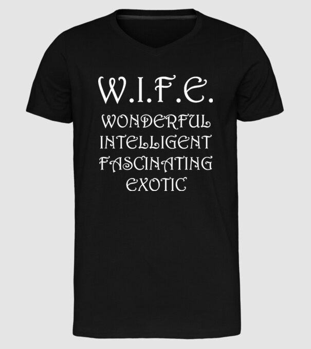W.I.F.E. model negru pe tricou