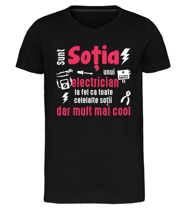  model  pe tricou