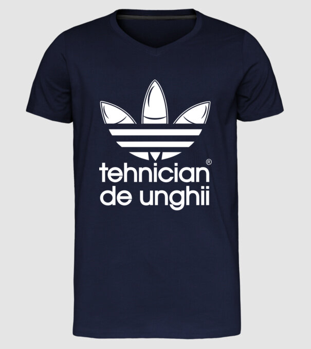 tehnician de unghii model albastru închis pe tricou