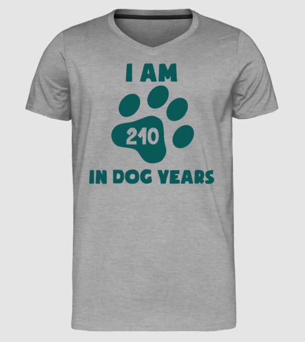 Dog Year - 210 model gri pe tricou