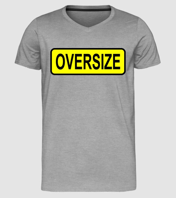 Oversize model gri pe tricou