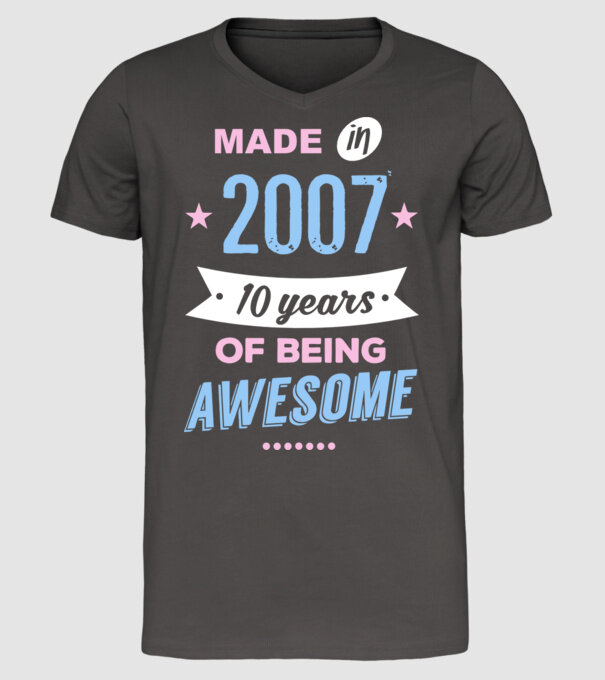 Made in - 2007 model gri închis pe tricou