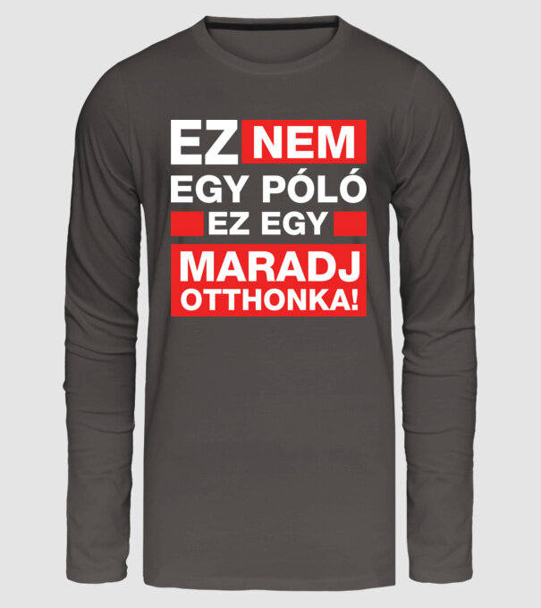 model gri închis pe tricou