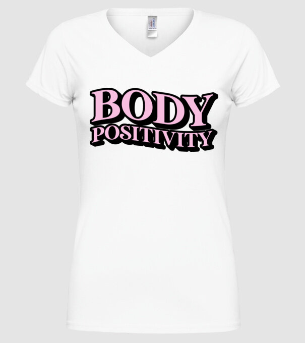 BodyPositivity model alb pe tricou