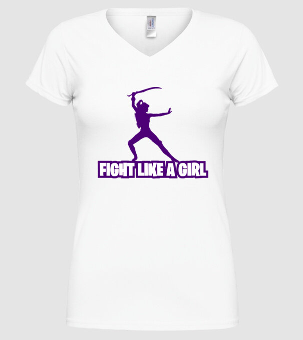 Fată Fortnite model alb pe tricou