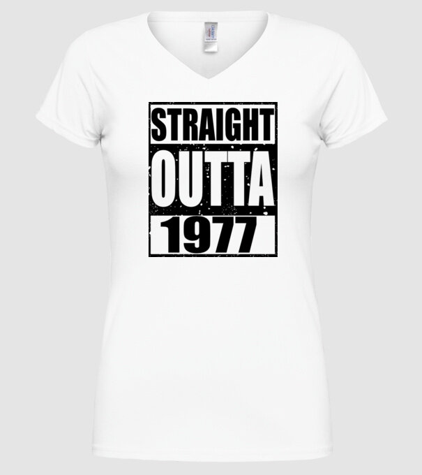Straight Outta - 1977 model alb pe tricou